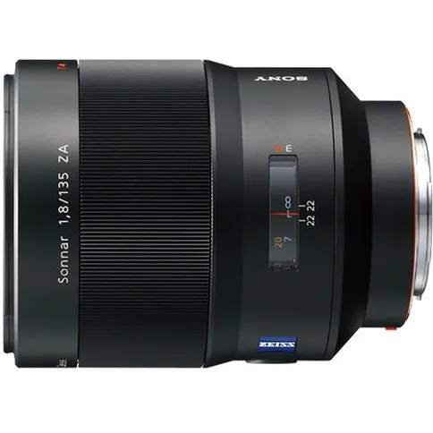 sony_sal_135mm_f1.8_z_1.jpg