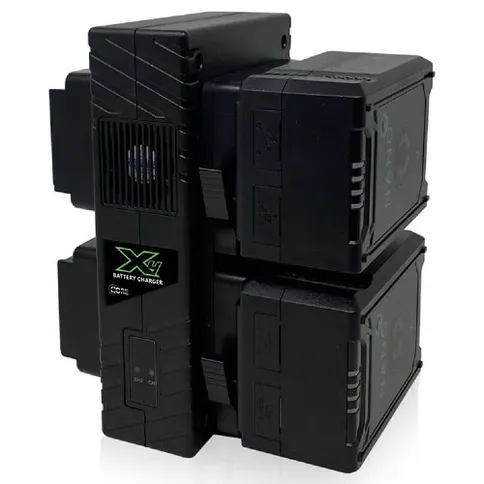 CoreSWX_CompactNANOMicroVMount_AccuKit_met_lader.jpg