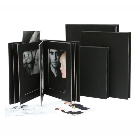 Deknudt-Passepartout-album-zwart-met-kaft-in-leder-15x20-A66DA2_1.jpg