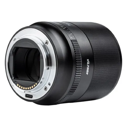 Viltrox-50mm-F1.8-AF-Sony-E_6.jpg