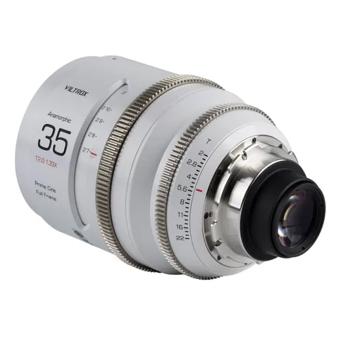 Viltrox-Anamorphic-Cine-35mm-T2-0-1-33x-PL-mount_3.jpg