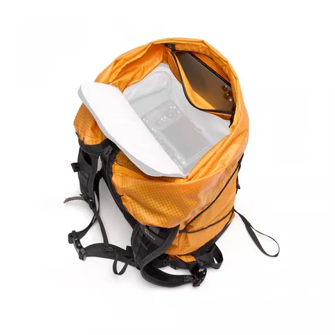 Lowepro_RunAbout_BP_18L_8.jpg