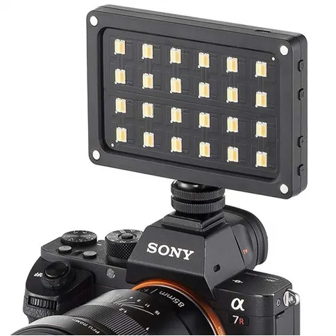 viltrox_rb08_led_light_7.jpg