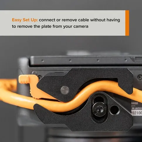 Tether-Tools-TetherGuard-LeverLock-kabelset-USB-C-recht-naar-USB-C-haaks-9-4m-oranje_5.jpg