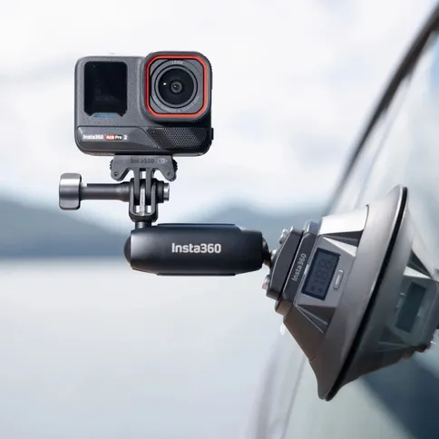 Insta360-Electric-Suction-Cup-Mount_5.jpg