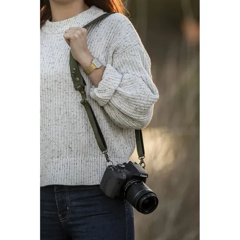The-Hantler-Camera-Neck-strap-Army-green-Old-silver_6.jpg