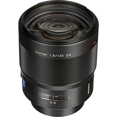 sony_sal_135mm_f1.8_z_3.jpg