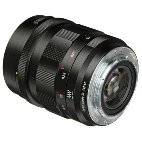 voigtlander_mft_25mm_0-95_4.jpg