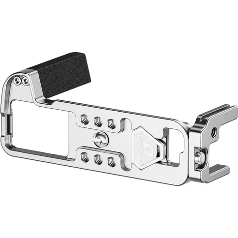 Leofoto-L-bracket-for-Fujifilm-X-E5-silver_3.jpg