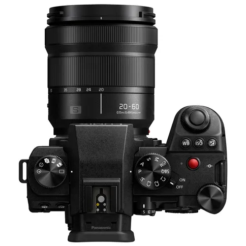 panasonic_lumix_s5_m2_lumix-S-20-60mmf35-56_2.jpg