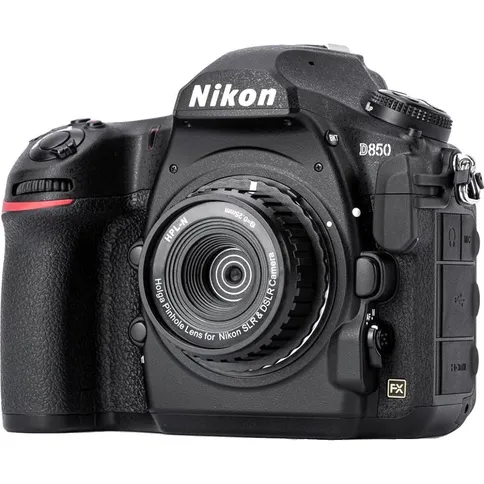 Holga-PinholeLens-for-Nikon-DSLR-camera_3.jpg