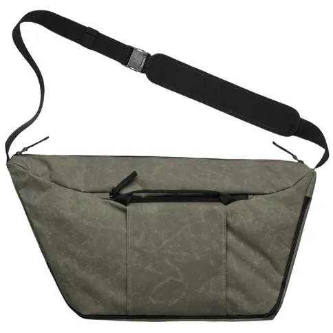 db_ramverk_pro_sling_bag_24l_forest_green_2.jpg