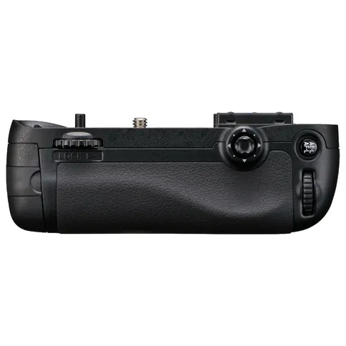 nikon-mb-d15.jpg
