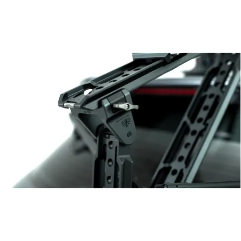 Tilta_HydraAlienPro_CarMountingSystem_VMount_foto3.webp