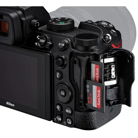 Nikon-Z5-24-50mm-5.jpg