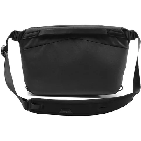 Peak_Design_Everyday_Sling_10L_v2_black_05.jpg