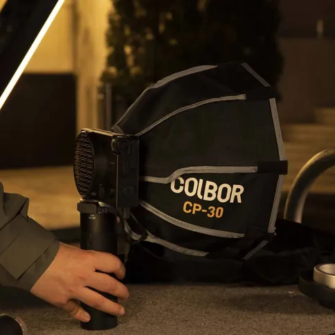 Colbor-PG99-99Wh-batterijgrip_5.jpg
