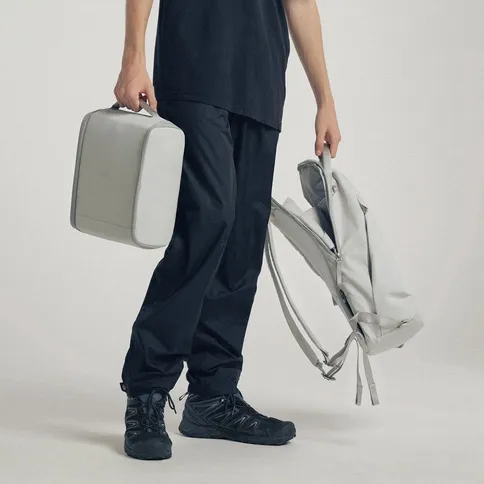 Urth-Norite-24L-Backpack-Camera-Insert-grijs_5.jpg