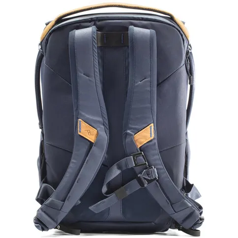 Peak_Design_Everyday_backpack_20L_v2_midnight_02.jpg