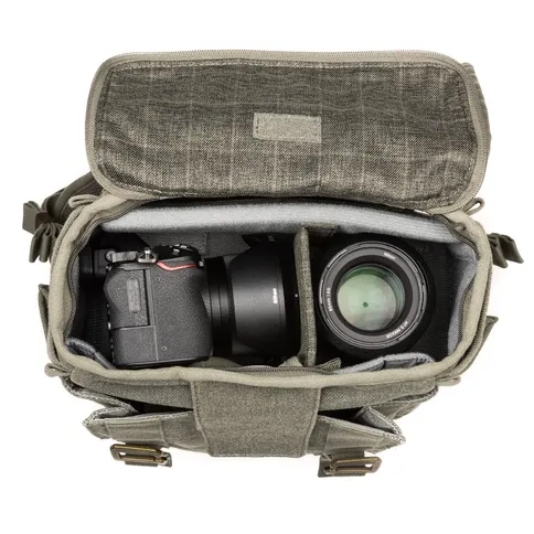 Retrospective-Backpack-15_0002_Retrospective-Backpack-Modular-Pouch-Mounted-Black (15).jpg