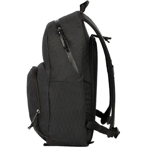 F-Stop-Rju-AIR-18-Liter-Backpack-Anthracite-With-Free-ICU_7.jpg