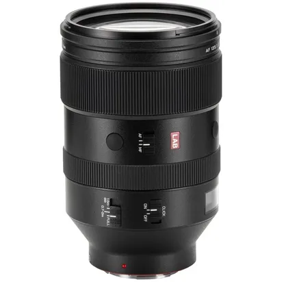 Viltrox-AF-135mm-F-1-8-FE-Sony-E_3.jpg