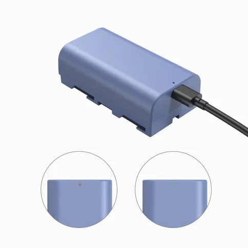 SmallRig-NP-F550-USB-C-oplaadbare-camera-accu-4331_6.JPG