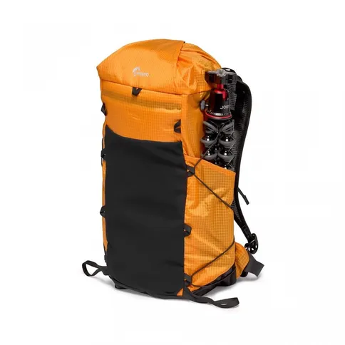 Lowepro_RunAbout_BP_18L_3.jpg
