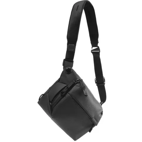 Peak_Design_Everyday_Sling_3L_v2_black_02.jpg