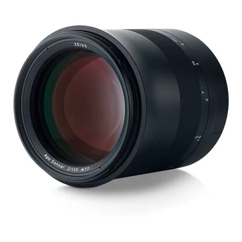 zeiss-milvus-135mm-f-2-0-canon-outlet-2.jpg