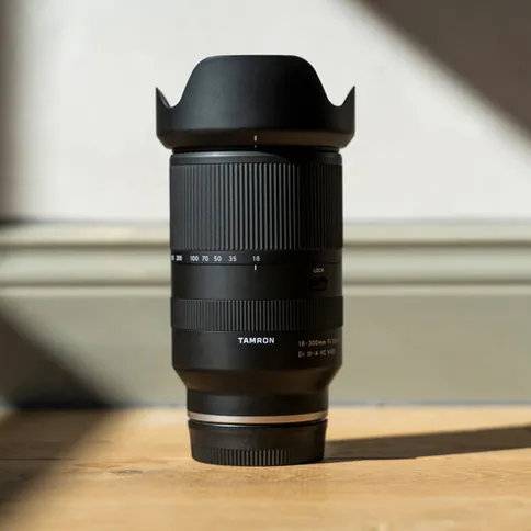 Tamron-18-300_2.jpg