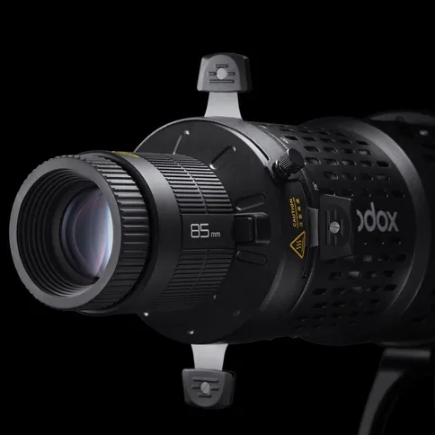 Godox-Profoto-Mount-Flash-Light-Projection-Attachment_2.jpg