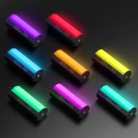 Ulanzi-i-Light-RGB-Pocket-Tube-Light_8.jpg