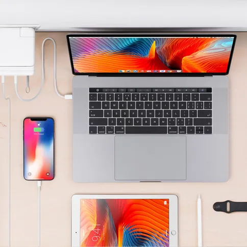 Hyper USB-C hub for Apple 87w poweradapter_4.jpg