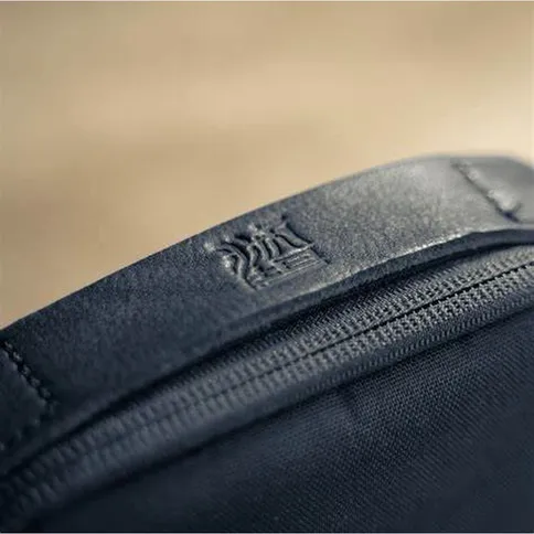 Wotancraft-Portable-Camera-Pouch-size-M_3.jpg