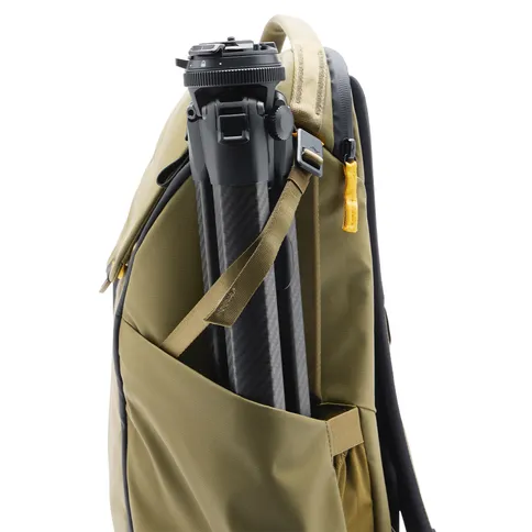 Everyday_Backpack_30L_Kelp_5.jpg