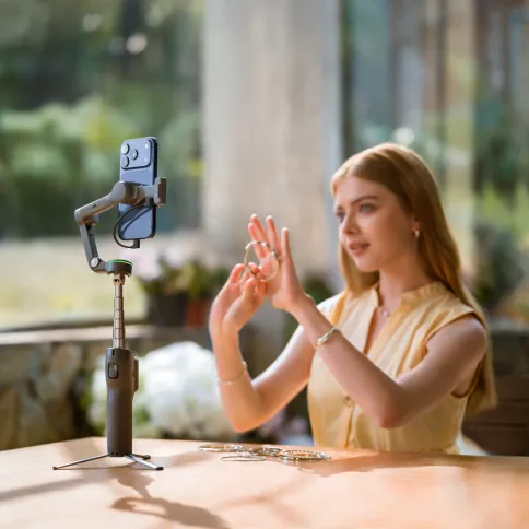 DJI Osmo Mobile 8P Creator Combo_6.webp