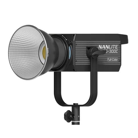 Nanlite-FS-300C-LED-RGBW-Spot-Light_10.jpg
