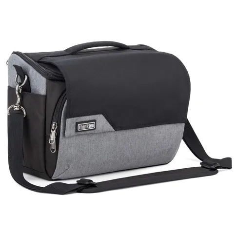 Think-Tank-Mirrorless-Mover-30-V2-Cool-Grey_1.jpg