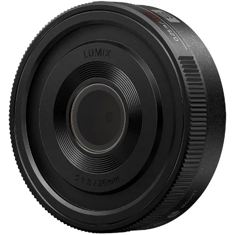 Lumix-S-26mm-F8-Manual-Focus_2.jpg