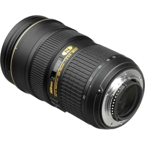 Pack Nikon Z6III avec Nikkor objectif 24-70mm f/4 S
