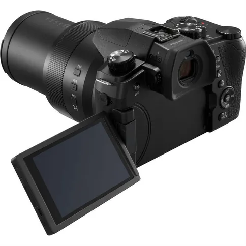 Panasonic Lumix DC-FZ1000 II 9.jpg