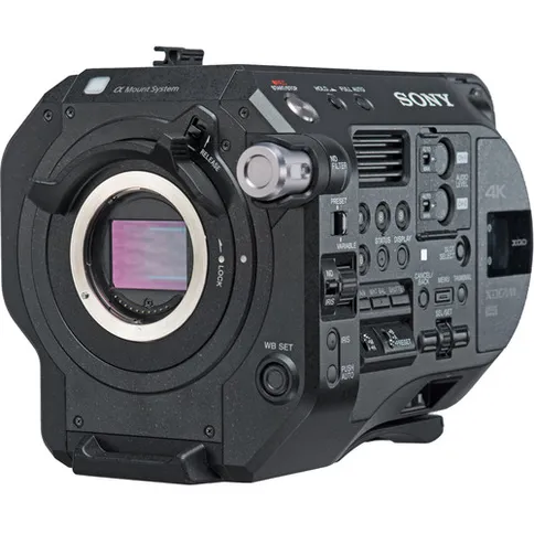 sony_pxw-fs7_markII_24-70mm_f2.8_gm_2.jpg