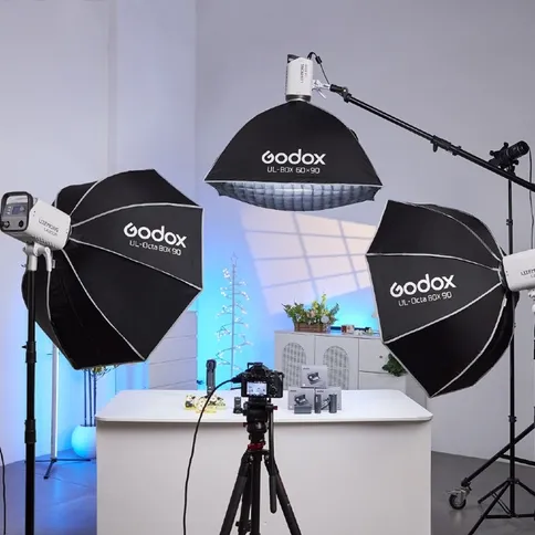 6_Godox_eazyflow_foldable_octa_bowens_softbox.jpg