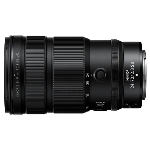 Nikon-24-70-2.8-II-3.jpg