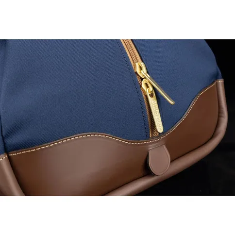 Billingham-Overnighter-Navy-Fibrenyte-Chocolate_7.jpg