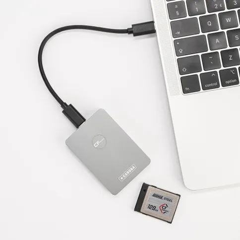 Caruba-Cardreader-CFexpress-type-B-USB-3-1_2.jpg