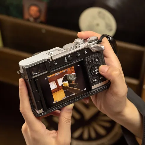SmallRig-Thumb-Grip-for-Panasonic-LUMIX-L10_6.jpg