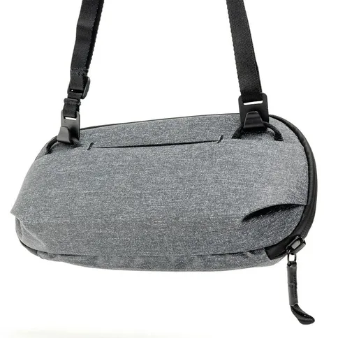 peak-design-tech-pouch-small-charcoal-4.jpg