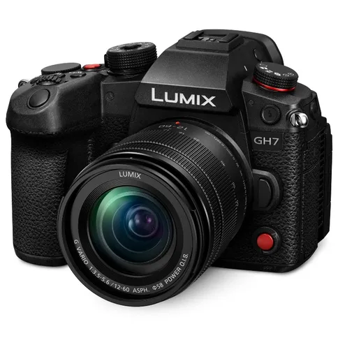 Panasonic_GH7_kit1260_3556_foto3.jpg